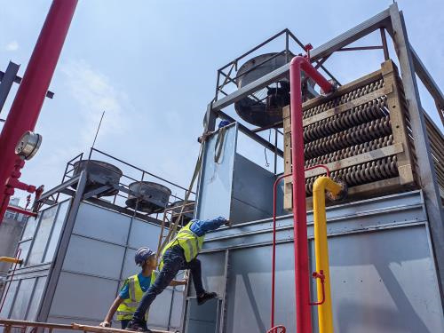 冷卻塔廠家分享：常用的選用冷卻塔填料節(jié)能降耗、削減勞動力的方法(節(jié)能冷卻塔專用填料)