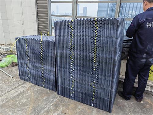 玻璃鋼冷卻塔漂水的處理方法(玻璃鋼冷卻塔水處理)