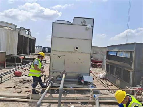 閉式冷卻塔廠家談閉式冷卻塔的設(shè)計(jì)要達(dá)到什么樣的要求,閉式冷卻塔價(jià)格多少錢一噸